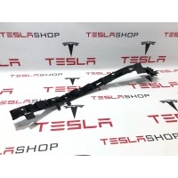 Кронштейн салона левый нижний Tesla Model X 2019 1079764-00-C,1056091-00-B,1051826-00-B