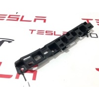Кронштейн салона передний правый верхний Tesla Model X 2019 1059182-00-B,1059183-00-A