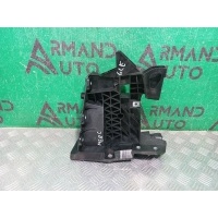 кронштейн передней панели Mercedes GLE-Class W167 2018-нв A1676209900