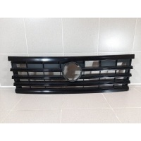 Решетка радиатора Volkswagen Touareg CR 760853651JBUS