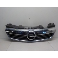 Решетка радиатора GM Zafira B (2005 - 2012) 13216644