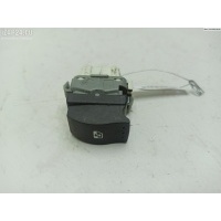 Кнопка стеклоподъемника заднего правого Renault Megane II (2002-2008) 2008 8200220510