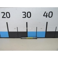 Палец ленты крепления бензобака Toyota Land Cruiser (150)-Prado 2009 7765335040