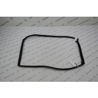 Уплотнитель задней двери (верхний, на двери) RH Land Rover Range Rover 30DDTX L538 2011 LR033108