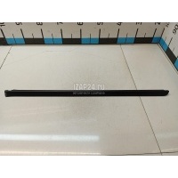 Накладка стекла заднего правого Renault Duster 2012 828200165R