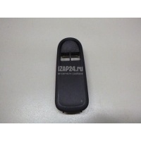 Накладка (кузов внутри) Renault Duster 2012 809604296R