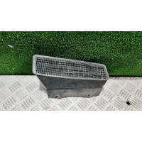 Воздухозаборник Audi A6 C5 (S6,RS6) 2003 4B0129617D