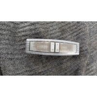 Лампочка подшивки opel zafira b 2006 год 13101641
