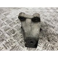 Кронштейн двигателя опорный Audi A6 C6 (2004-2011) 2004 4F0199307L