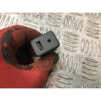 Вход aux usb 25832462 chevrolet aveo t300 11 -