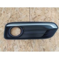 Заглушка (решетка) в бампер передний BMW 1 F20/F21 2016 51117383758,