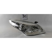Renault megane iii фара правая фара 260100017