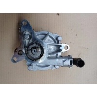 Насос vacum trafic vivaro 2.0 dci 146500021r 2020r