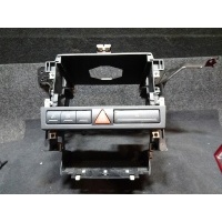 Audi a3 8p рамка радио 8p0858005a