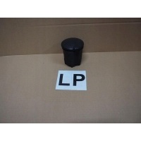 Пепельницу renault clio iii kangoo 8200728639