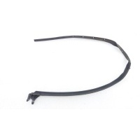 Уплотнитель двери Renault Duster HS 2013 823880009R