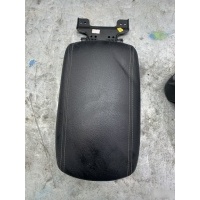 подлокотник Kia Sportage 4 84660F1000WK