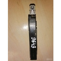 антенна Toyota RAV4 8999742010