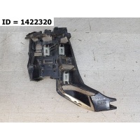 Кронштейн заднего бампера левый Mercedes GLE A1678803900