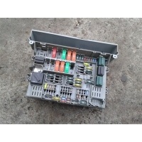 Блок предохранителей bmw 1 e87 2.0d 6906621 - 01