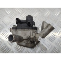 Топливный теплообменник (подогреватель топлива) Mercedes C W203 2003 A6110700179
