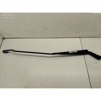 Щеткодержатель поводок стеклоочистителя передний Golf-4 2002 1J1955410A