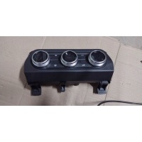Панель кондиционера dacia sandero iii 275100298r