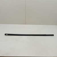 Накладка стекла заднего правого Land Rover Discovery III (2004 - 2009) CGE000502