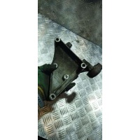 Кронштейн компрессора кондиционера Audi A6 C5 (S6,RS6) 1999 059260885E