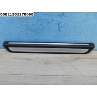 Накладка на порог (внутренняя) передняя правая AUDI Q5 2008-2017 Audi 8R0853376A01C