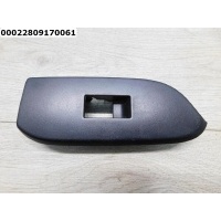 Накладка блока управления стеклоподъемниками Toyota Land Cruiser (150) Prado 2009- 7427260230