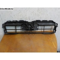 Кронштейн решетки радиатора VAG A4 B8 Allroad 2010-2015 Audi 8K0807233H