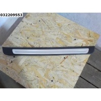 Накладка на порог (внутренняя) передняя правая AUDI A5 S5 Coupe Sportback 2008-2016 Audi 8T885337401C