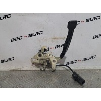 замок капота Peugeot 1007 793473