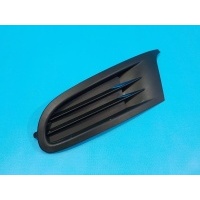 Решетка переднего бампера левая VOLKSWAGEN Golf 6 2008-2013 5K0853665A