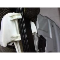 Стеклоподъемник электрический зад. правая Volkswagen Touran 2003-2006 2005 1T0839462P