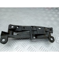 Кронштейн (крепление) заднего бампера левый Volkswagen Caddy 3 (2004-2015) 2010 2K0807393