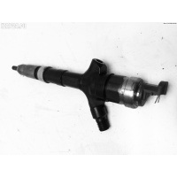 Форсунка топливная Toyota Avensis (2003-2008) 2005 236700G010