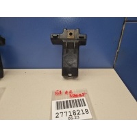 Кронштейн бампера заднего Land Rover Range Rover Sport 2013- LR045179