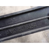 Кронштейн крепления бампера заднего Audi Q7 2018 4M0807454