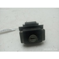 Замок бардачка Volkswagen Transporter 4 2001 701857131