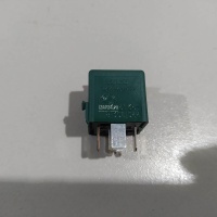 Реле Land Rover Range Rover III (LM) (2002 - 2012) YWE000030