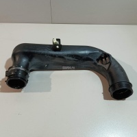 Патрубок воздушного фильтра Land Rover Freelander 2 (2007 - 2014) LR000924