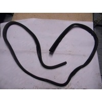 Уплотнитель (внутри) FORD Focus II 2008-2011 1534918