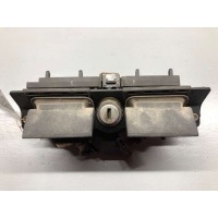 Замок багажника Audi A3 8L 2004 4B0827565J, 4B0827565H, 8D9827565H, 8D9827565J