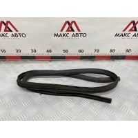 уплотнительная резинка двери Toyota Vitz SCP10 2001 (1999-2005) 6233352010B0, <strong>-Б/У Детали сняты с АВТОМОБИЛЯ</strong>