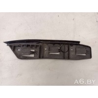 Кронштейн крепления бампера переднего Skoda SuperB Superb 1 2006 3U0807184