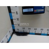 Накладка (кузов внутри) Toyota Hilux 2015 742710K400