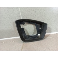Рамка зеркала правого Skoda Karoq 565857532