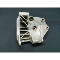 Кронштейн генератора Mercedes 100 1992 6161550735